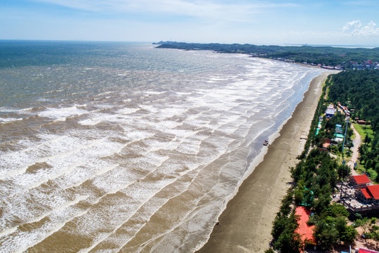 White Sand Beach